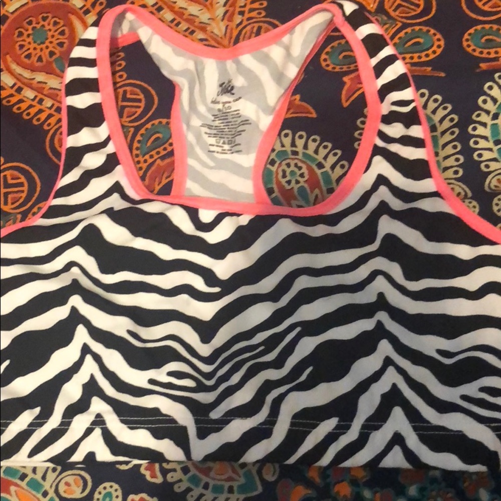 ✨justice 8/10 zebra sports bra✨